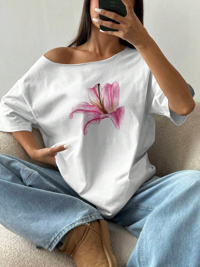 Flower White Loose Fit Oversized T-Shirt